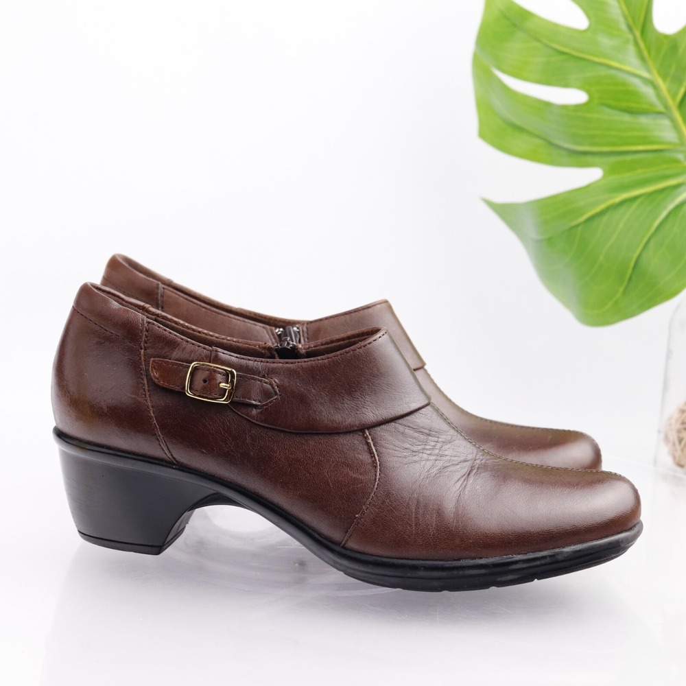 Clarks Shoes Womens Scheme Aspire Boot Size 9.5 Brown Buckle Heel Loafer Comfort